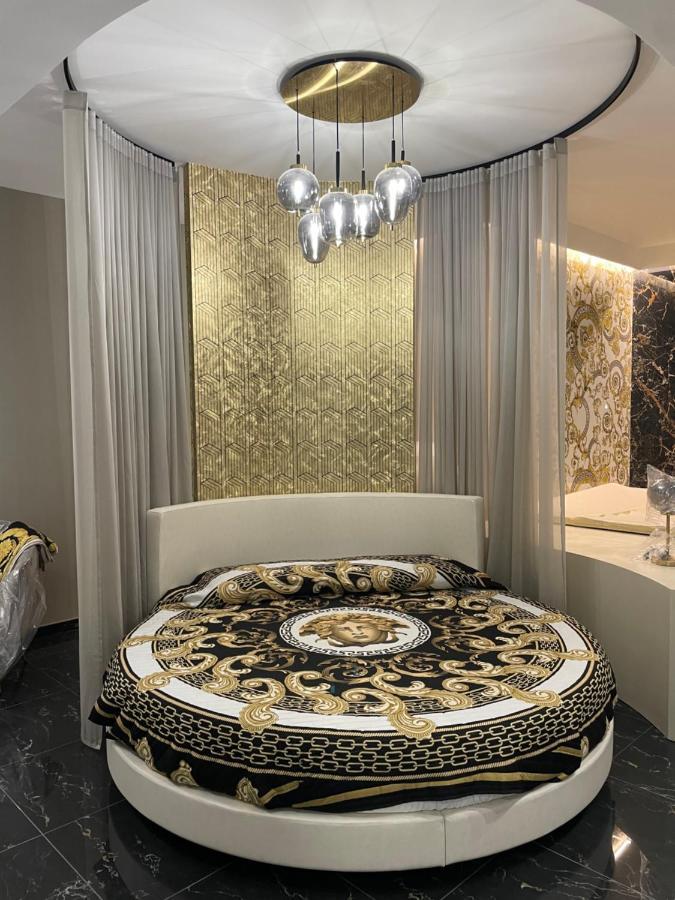 Versace Luxury Room Corleone Exterior photo
