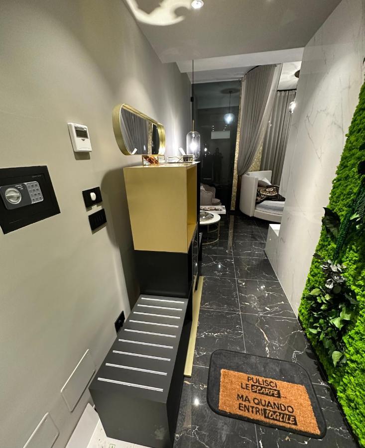 Versace Luxury Room Corleone Exterior photo